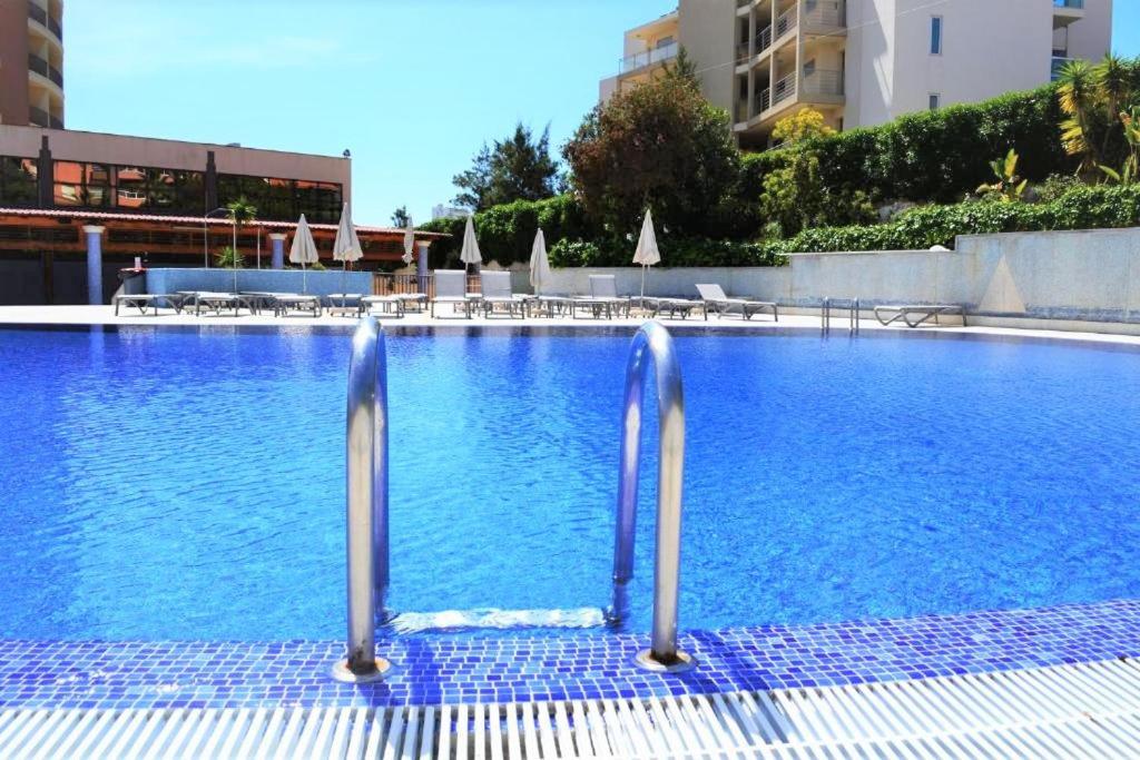 Oasis Beach Apartment Portimao Bagian luar foto