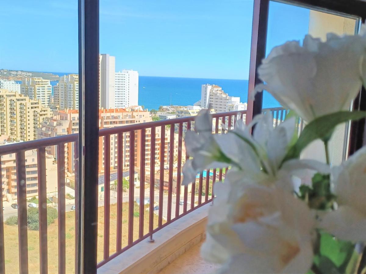 Oasis Beach Apartment Portimao Bagian luar foto